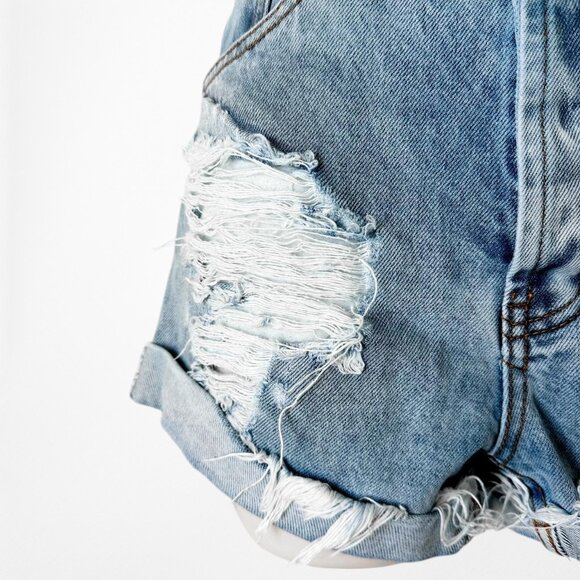 One Teaspoon Medium Wash Destroyed Distressed High Waisted Denim Shorts Size XS - Picture 6 of 6